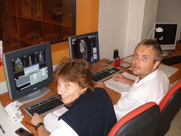 Speciální vyšetření vyžádané až z Paříže. Měřený subjekt? Latimerie podivná...